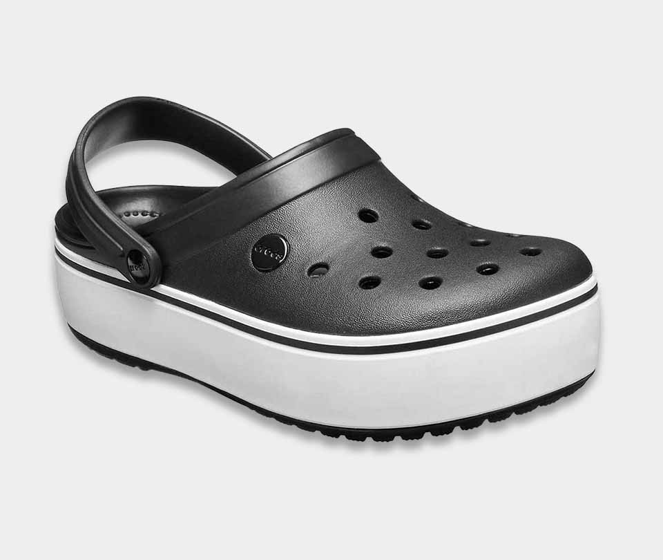 crocs platform black 4