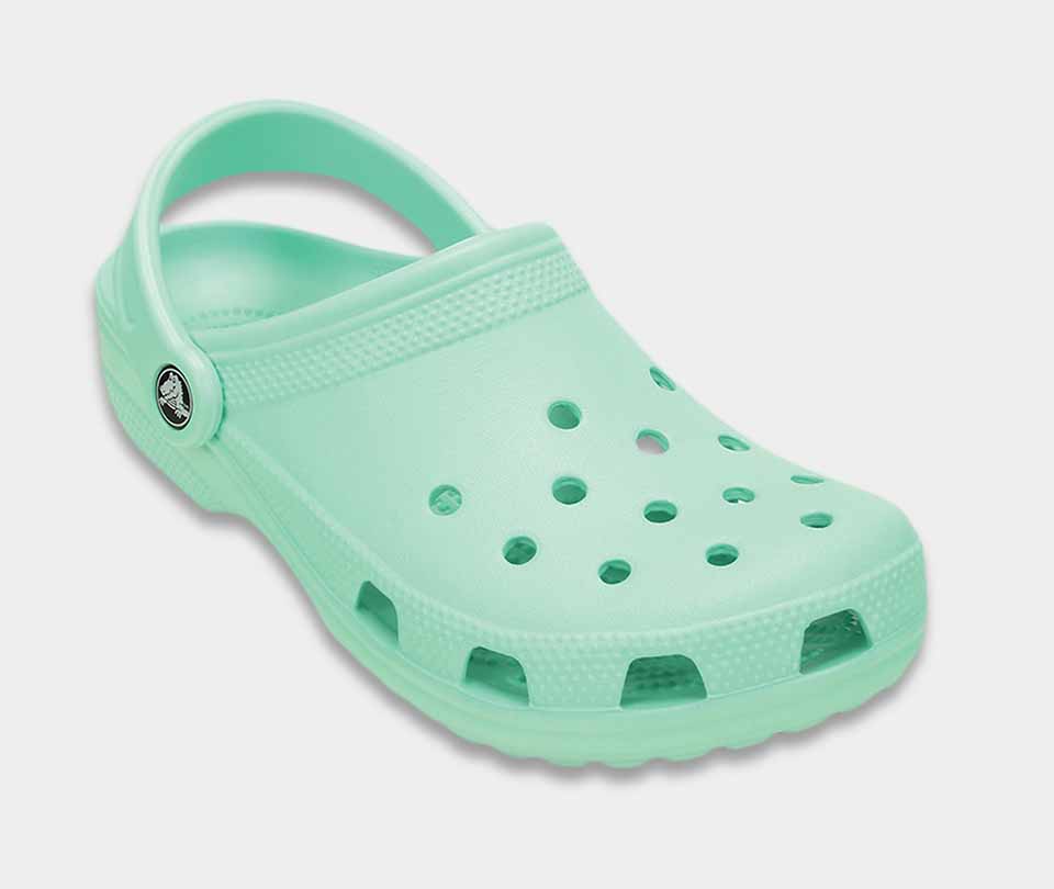 crocs classic 02