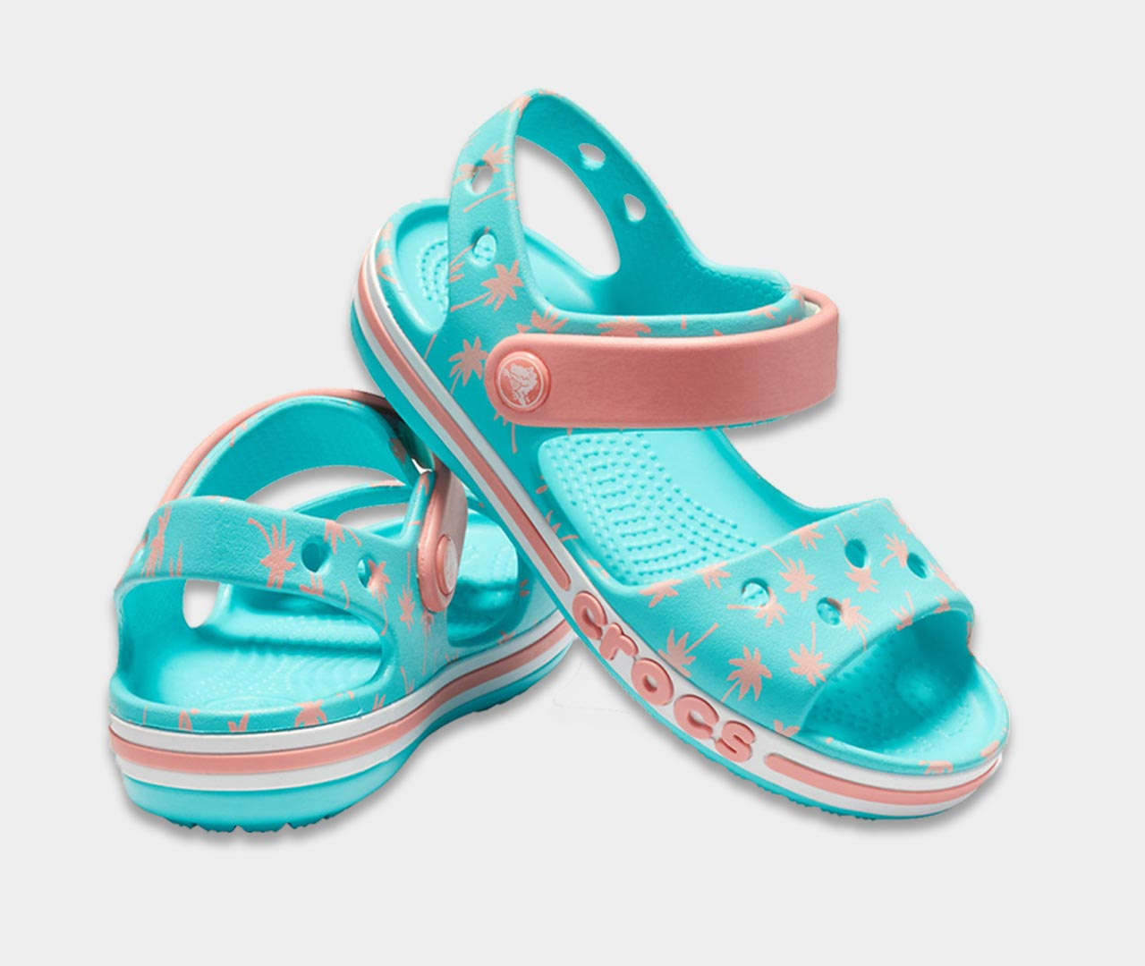 crocs sandal kids pool  1