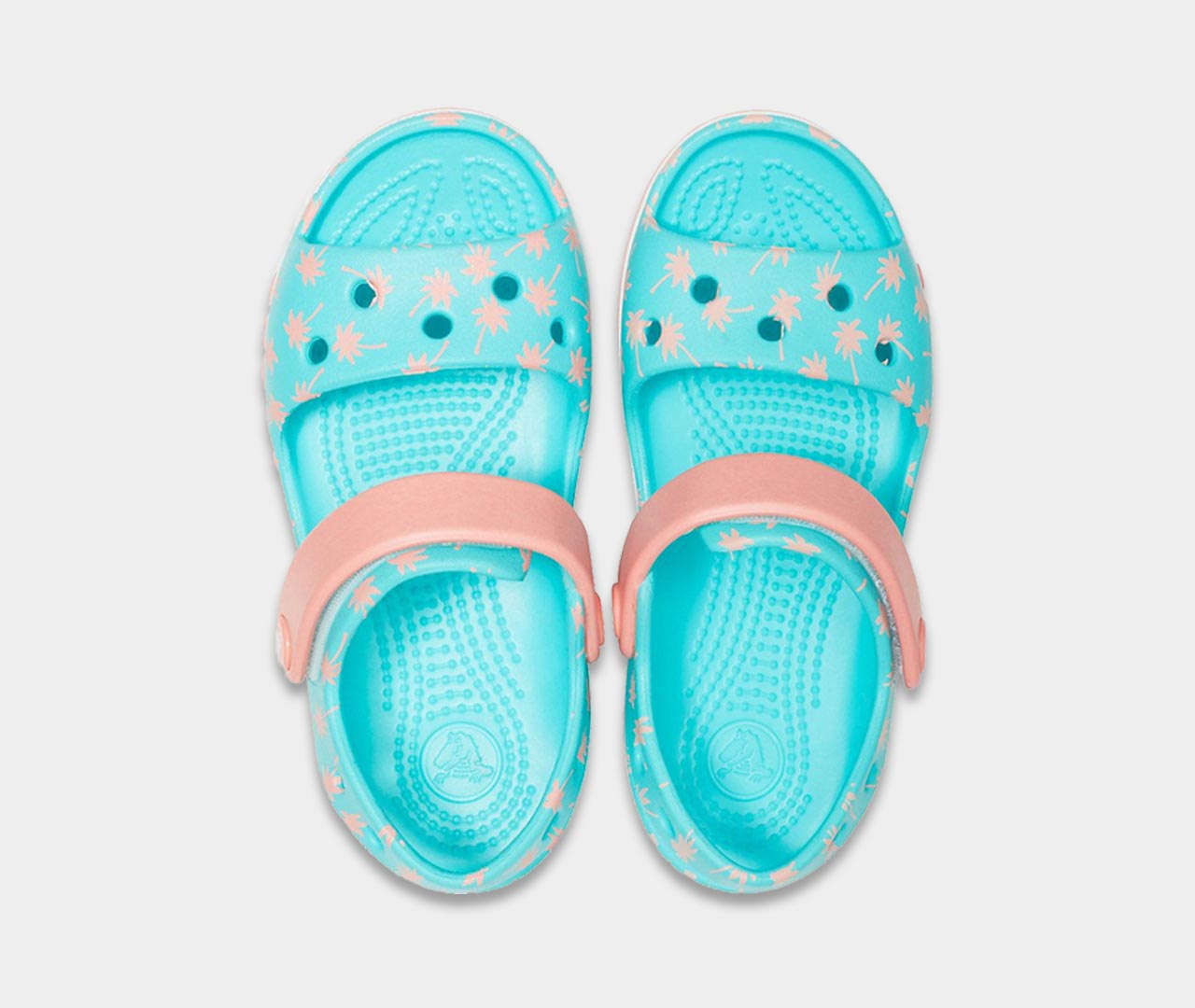 crocs sandal kids pool  3