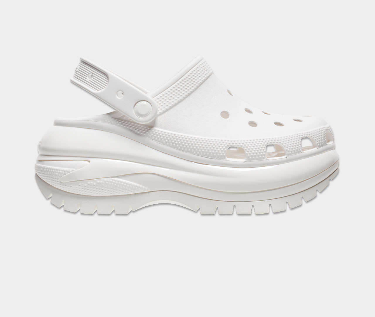 crocs classic mega crush 4