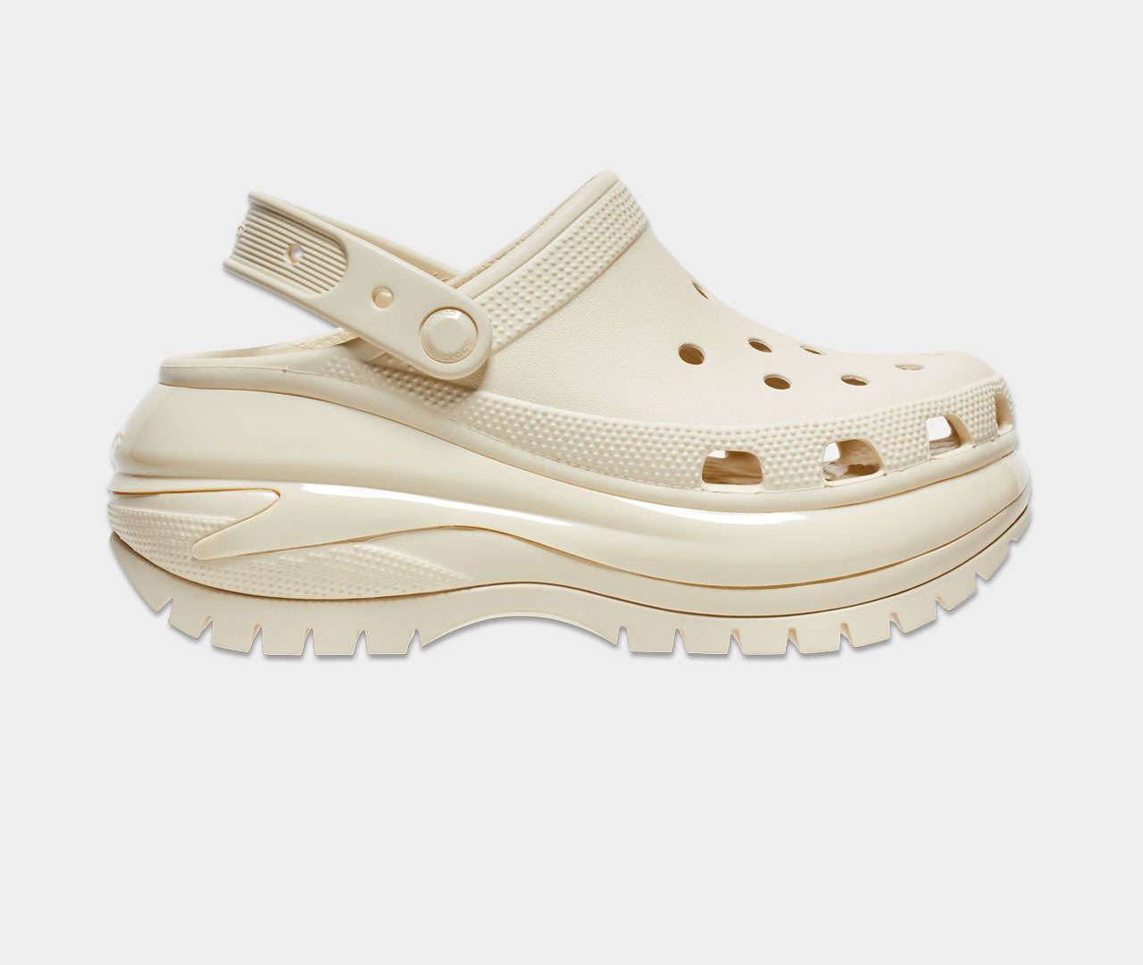 crocs classic mega crush 7