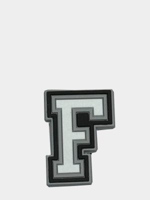 Jibbitz буква F